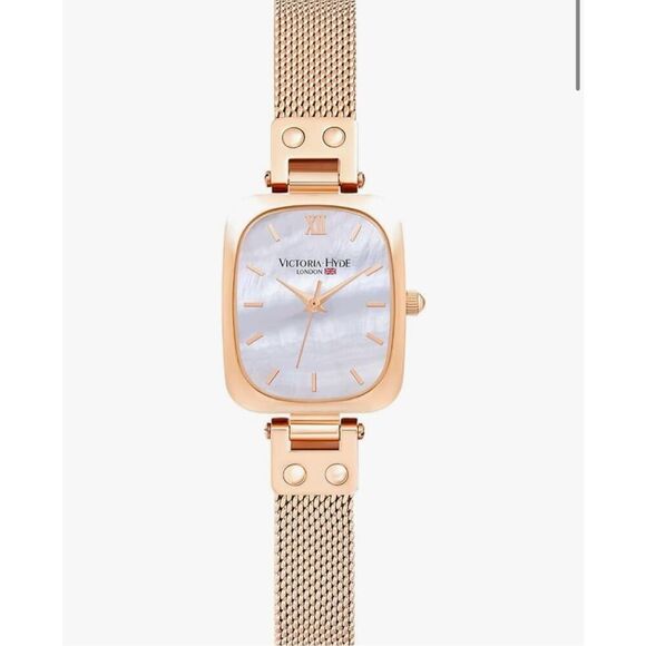Victoria Hyde London luxe dainty gold rectangular wrist watch - Picture 1 of 3